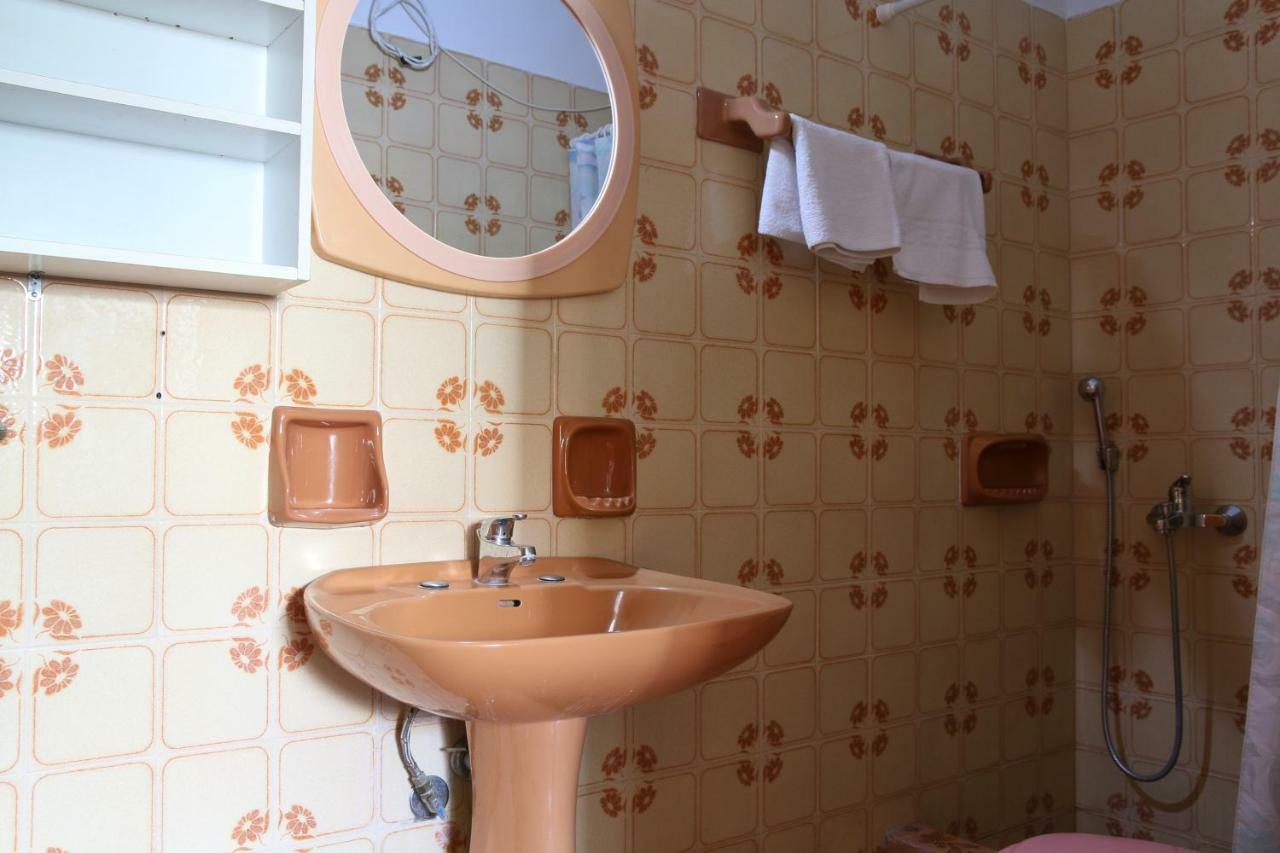 Seaview Self Catering Apartment - Helen No 1 Xiropigado Dış mekan fotoğraf