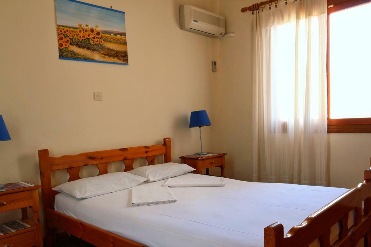 Seaview Self Catering Apartment - Helen No 1 Xiropigado Dış mekan fotoğraf