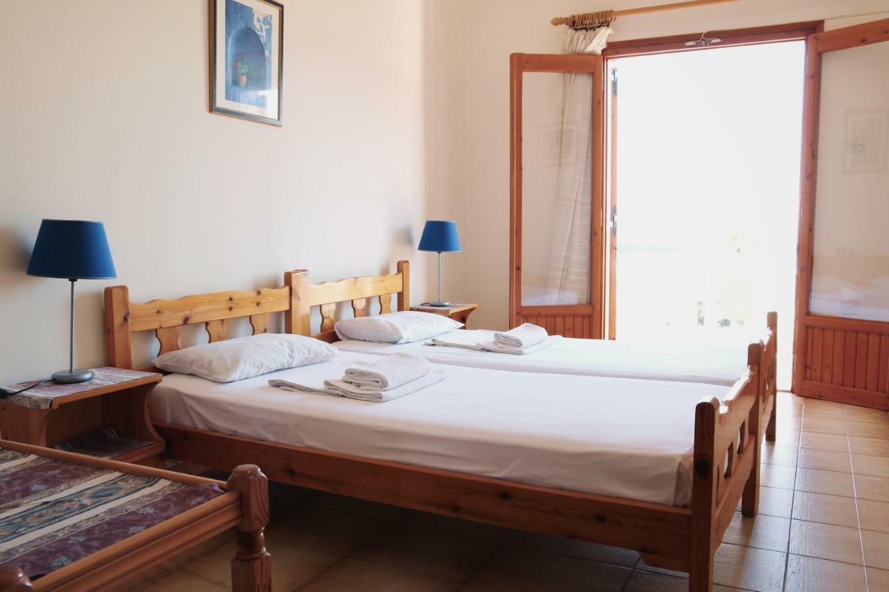 Seaview Self Catering Apartment - Helen No 1 Xiropigado Dış mekan fotoğraf